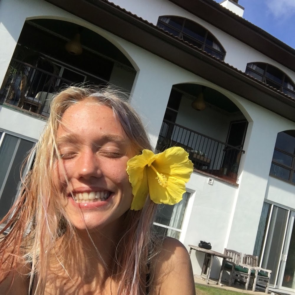 Meet your Posher, Nicole